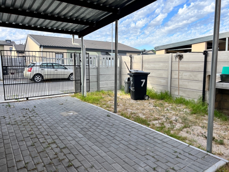 2 Bedroom Property for Sale in Sunset Glen Western Cape